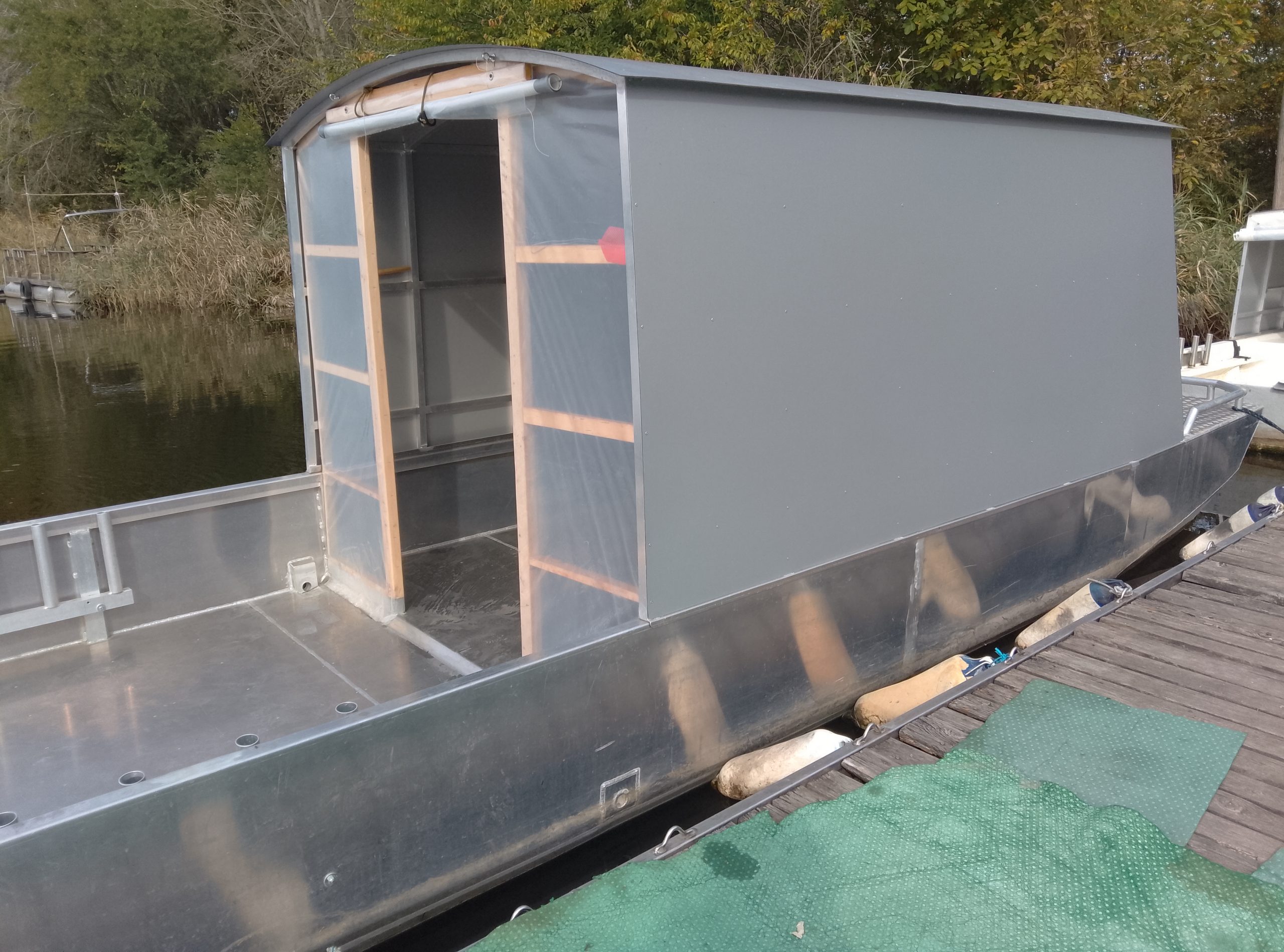 Alumonster Das Alumonster von lLgo Superiore in Italien